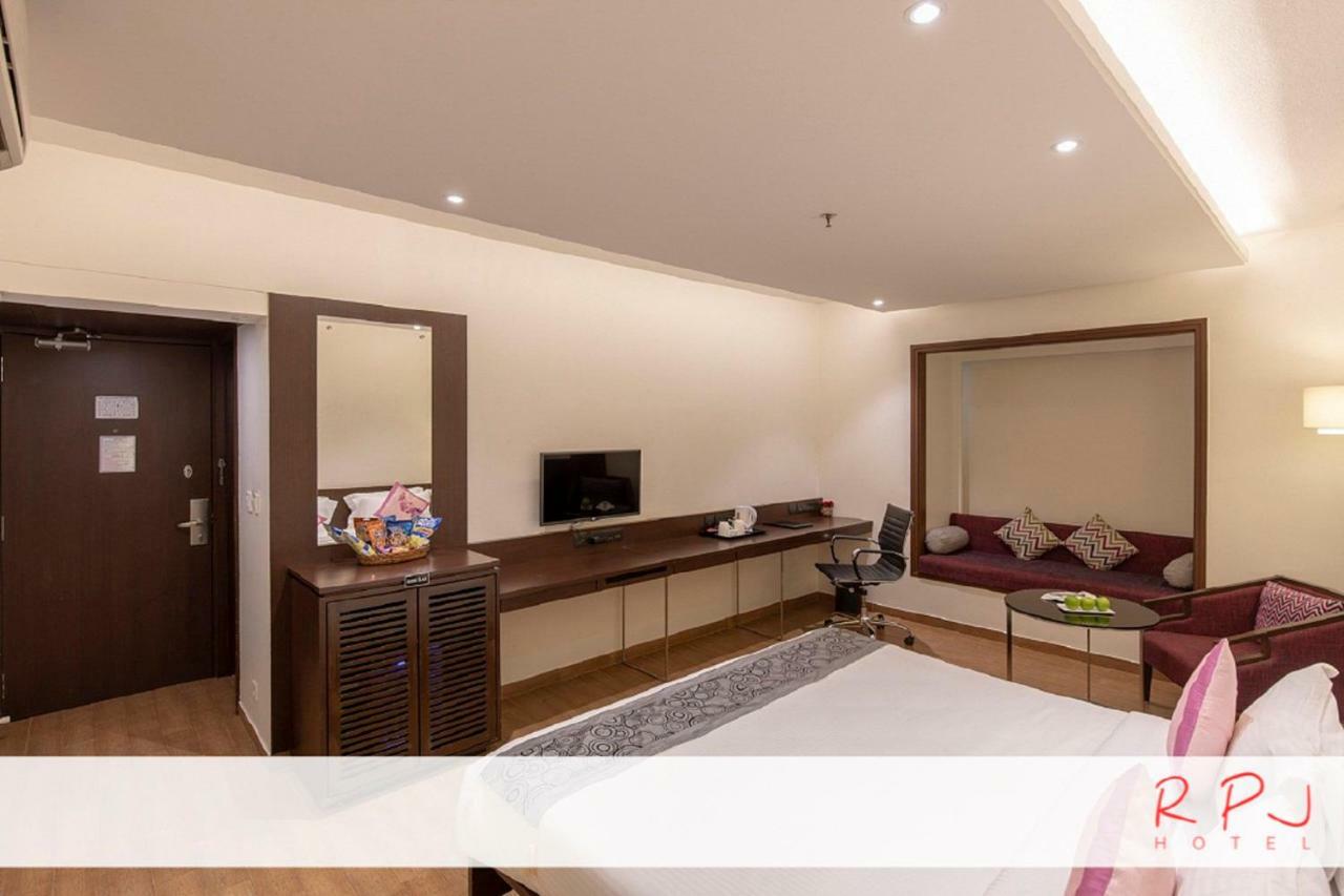 Rpj Hotel Rádzskot Kültér fotó