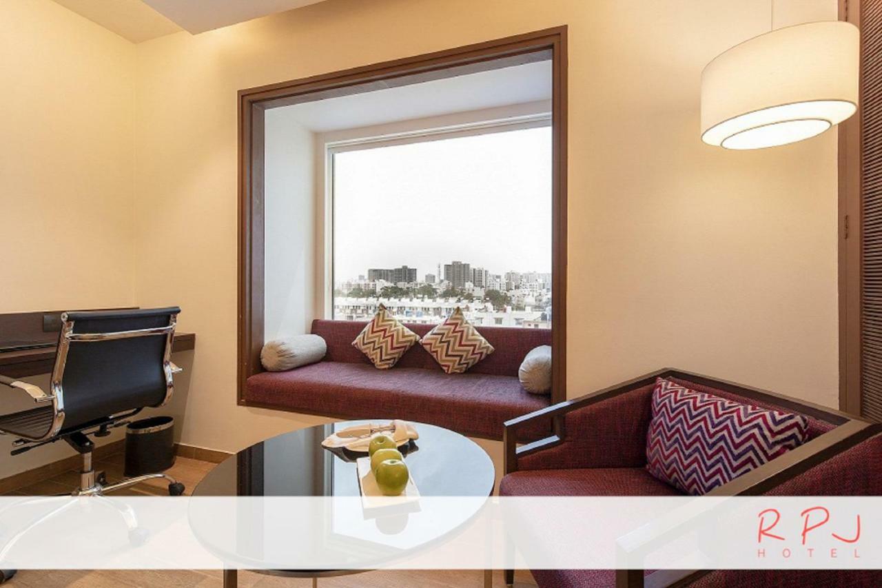 Rpj Hotel Rádzskot Kültér fotó