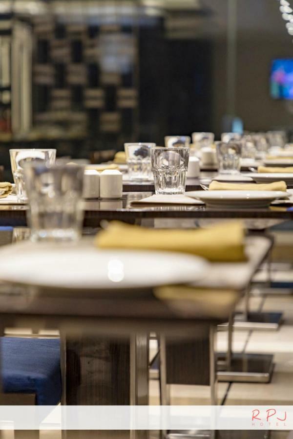 Rpj Hotel Rádzskot Kültér fotó