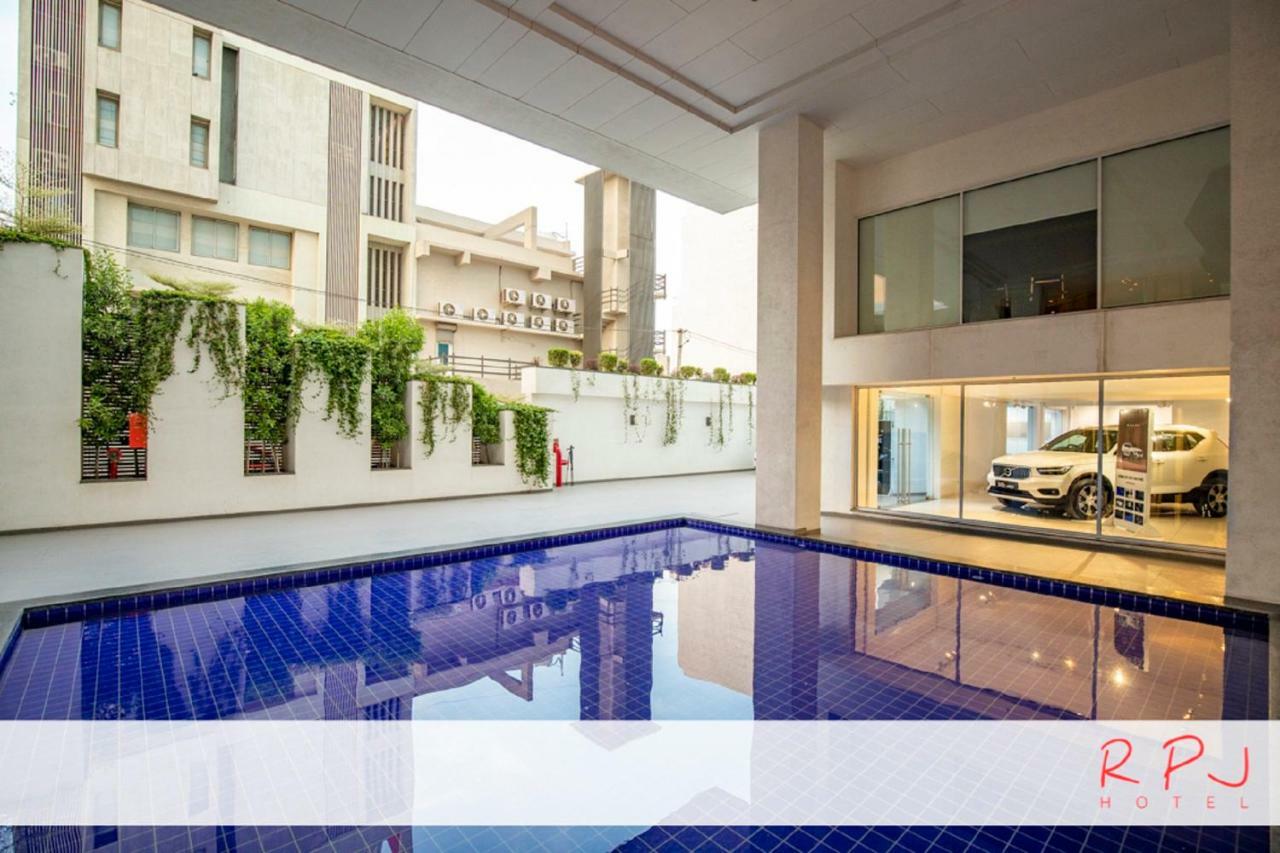 Rpj Hotel Rádzskot Kültér fotó